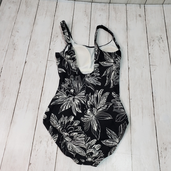 Speedo Black White Floral One Piece Swimsuit Sz 8 - Picture 3 of 4